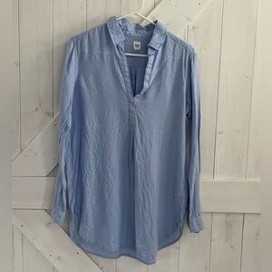 Linen Gap shirt